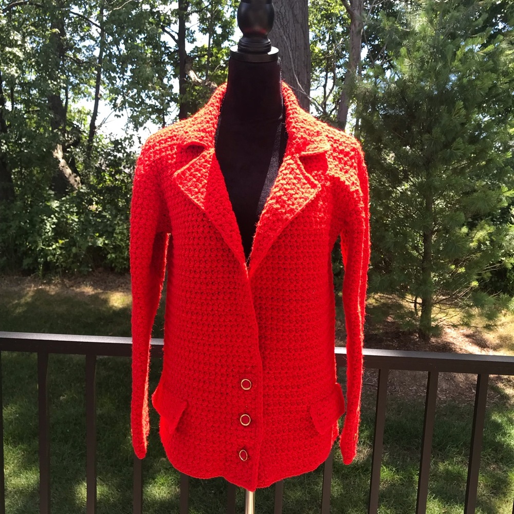 🌸 VINTAGE Hand Made Cardigan Sweater RED